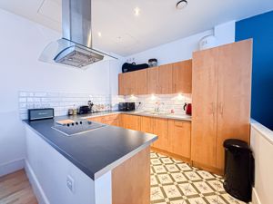 Photo 10- click for photo gallery